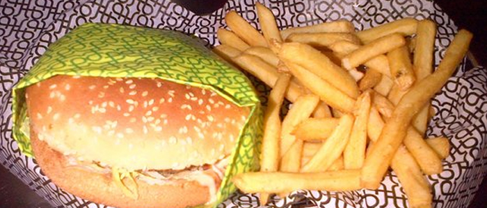 Chicken Burger Delight  With Chips 
